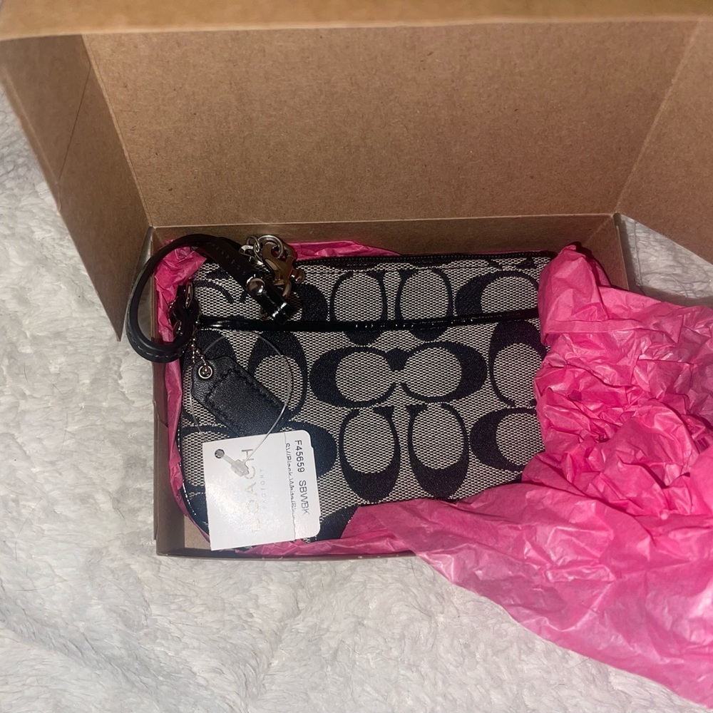 $20 COACH COIN POUCH